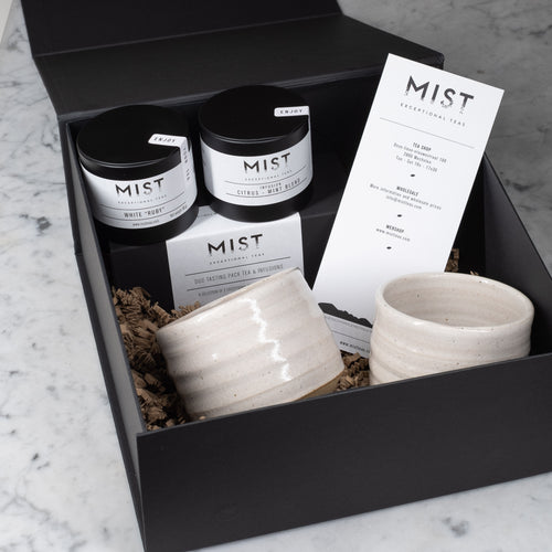 MIST Gift Box - 2 Ceramic cups (Handmade in Mechelen) & Duo Tasting Pack